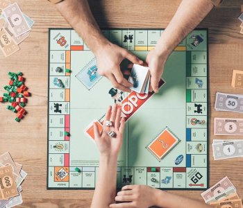 Board-Games-and-Card-Games